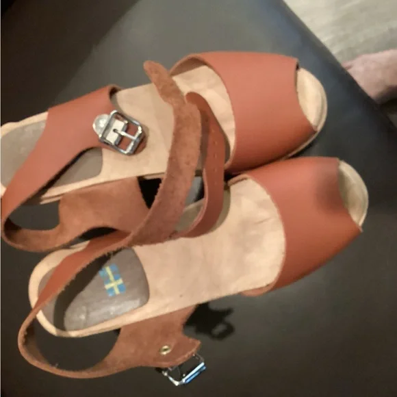 MIA Greta Swedish clog/SandalTan Leather Women's Sandals. 37 (61/2-7) - Picture 4 of 9